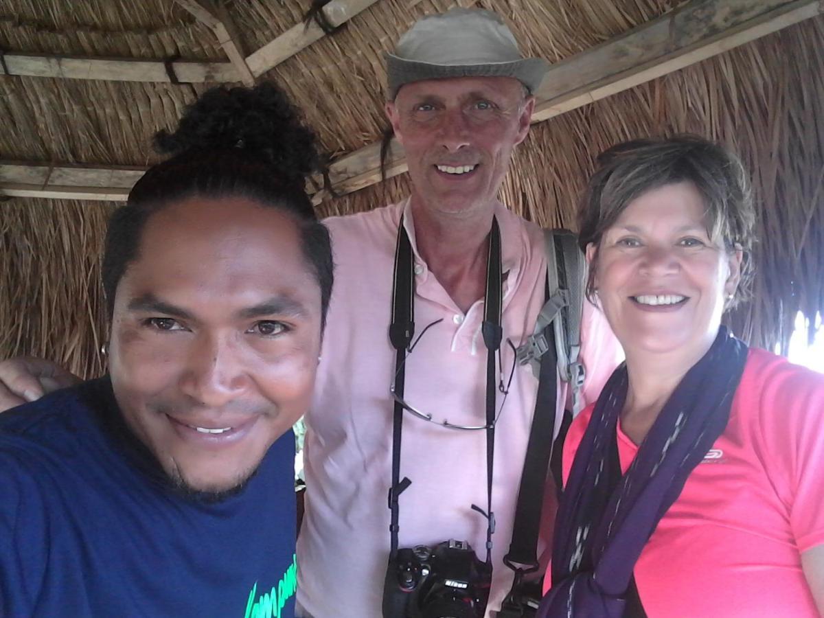 Kristian Homestay Bajawa ภายนอก รูปภาพ
