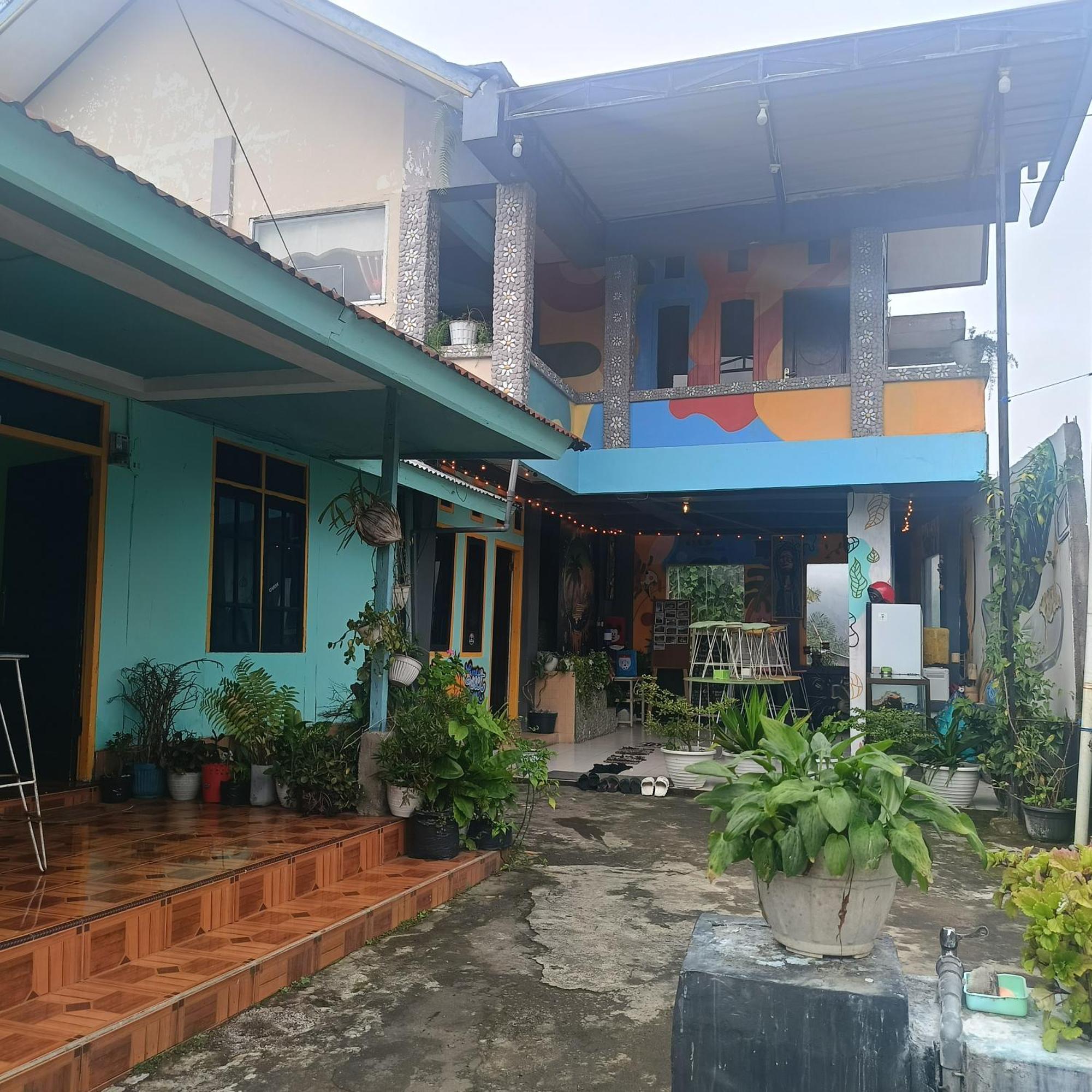 Kristian Homestay Bajawa ภายนอก รูปภาพ