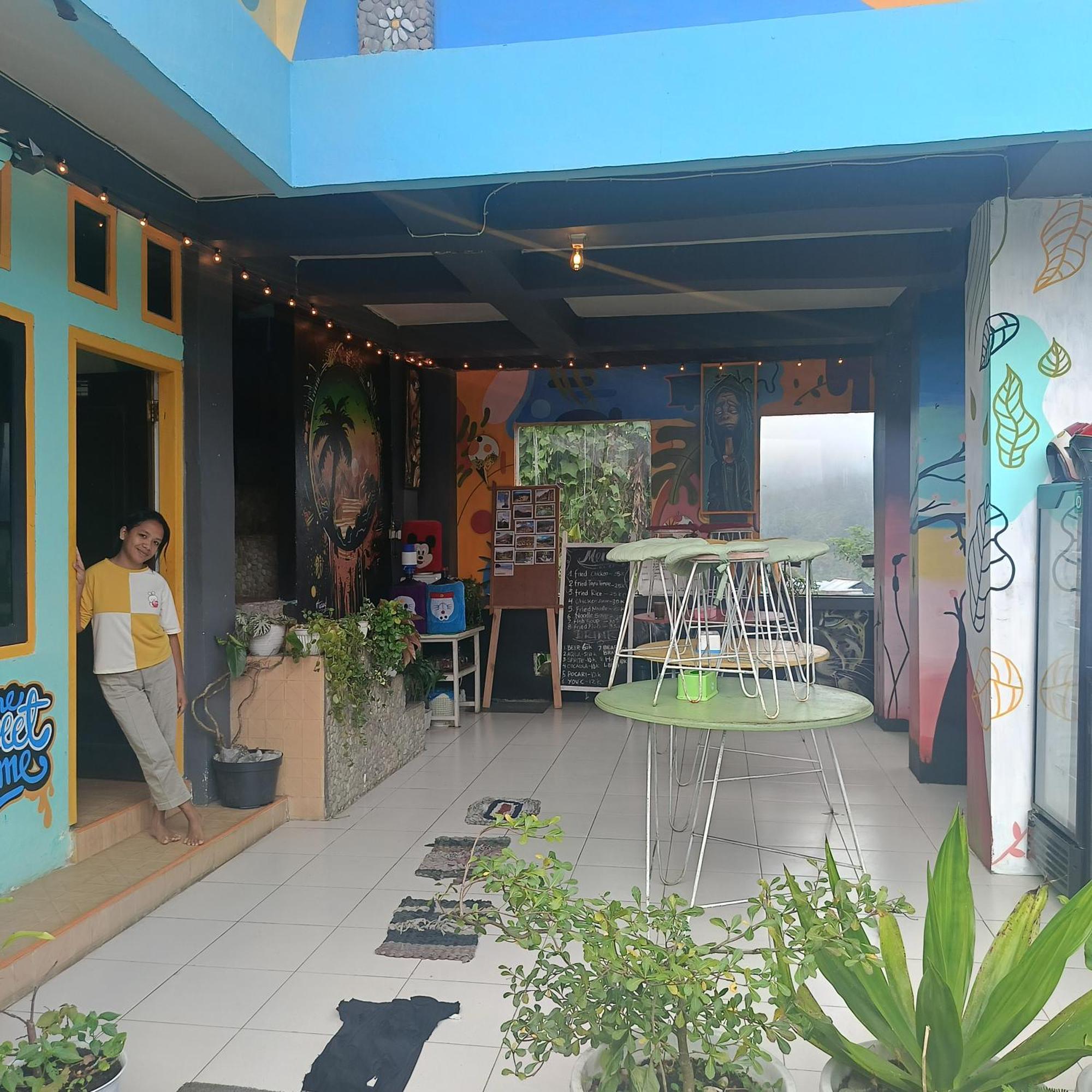 Kristian Homestay Bajawa ภายนอก รูปภาพ